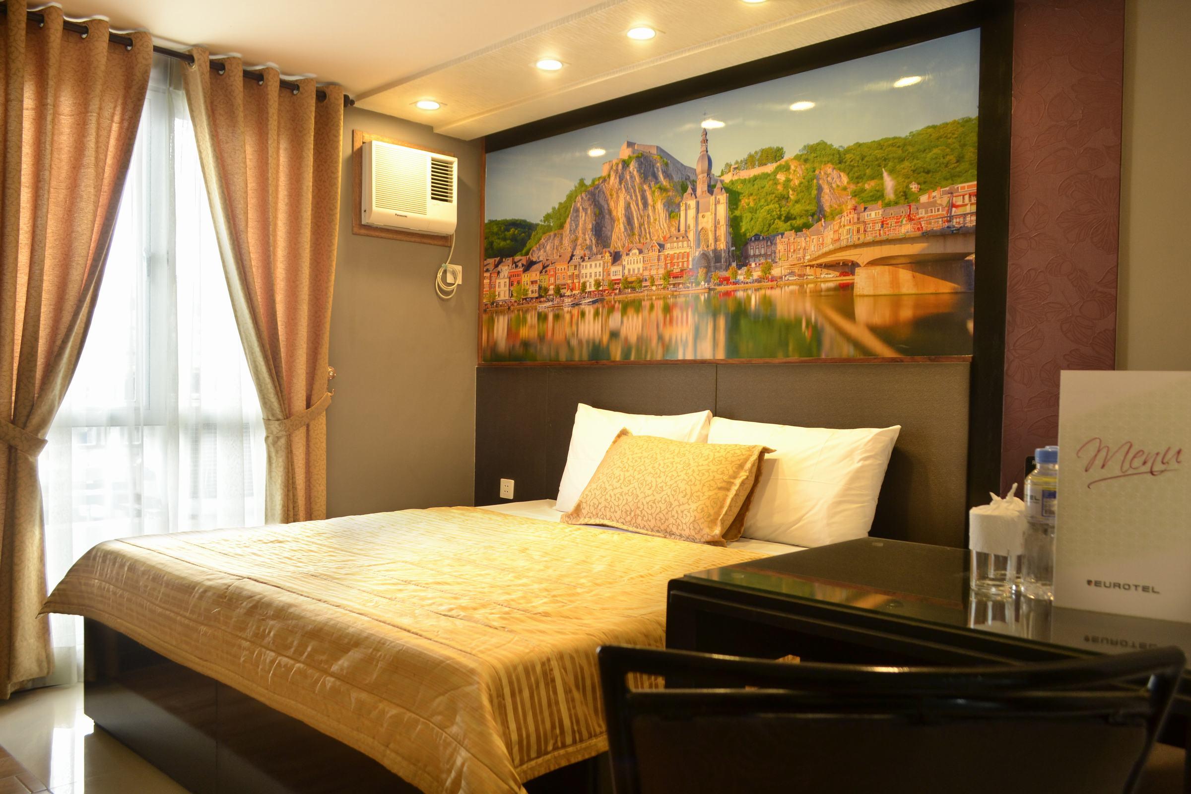 Eurotel Vivaldi Araneta Quezon City Exterior photo
