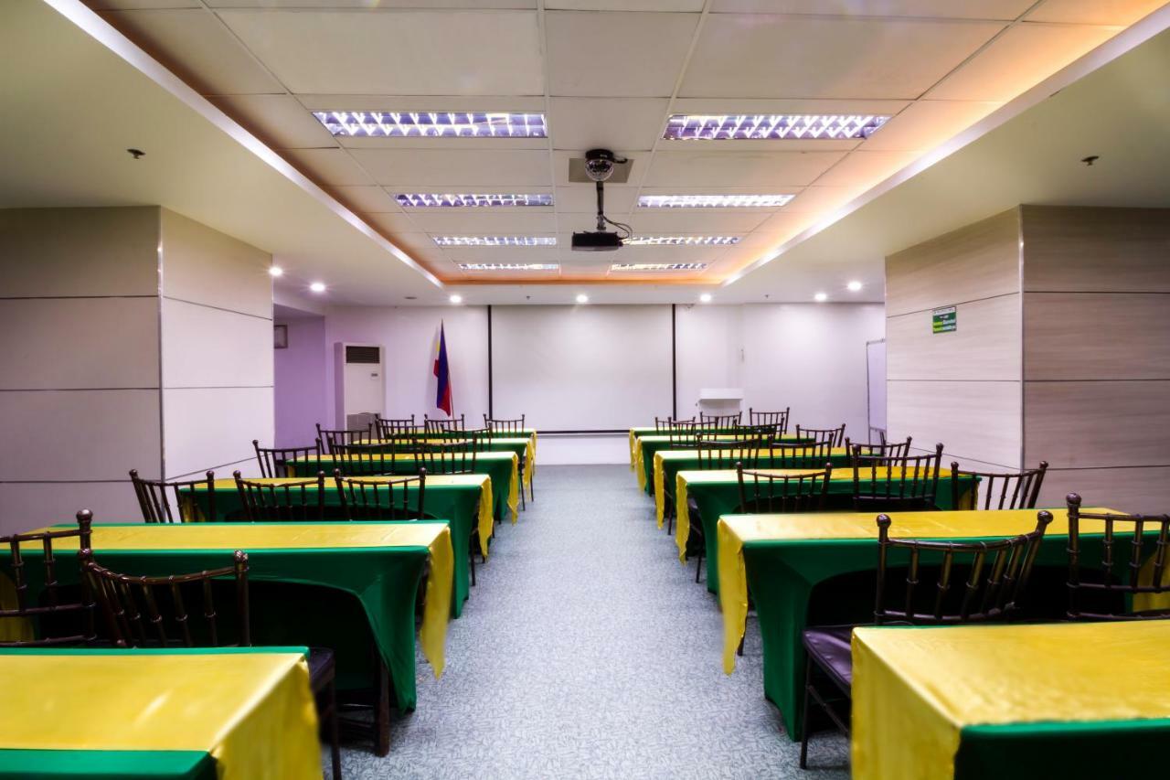 Eurotel Vivaldi Araneta Quezon City Exterior photo